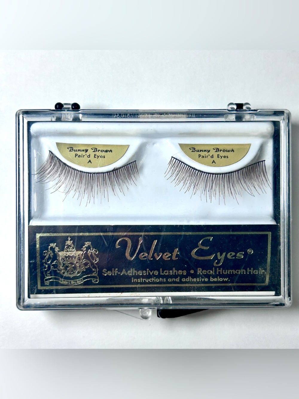 1960’s Velvet Eyes Self Adhesive Real Human Hair False Eyelashes Bunny Brown